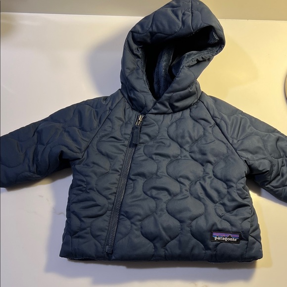 Patagonia Other - Patagonia Navy Quilted Puffer Hooded Jacket 3-6 month size unisex
